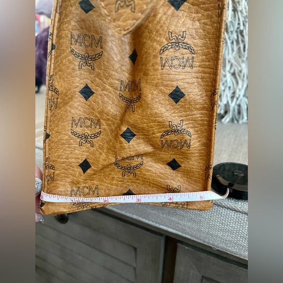 ⭐️COA⭐️ MCM VISETOS SHOPPER TOTE~MADE IN GERMANY~ ⚡️BEAUTIFUL VINTAGE BAG⚡️ - Picture 14 of 16